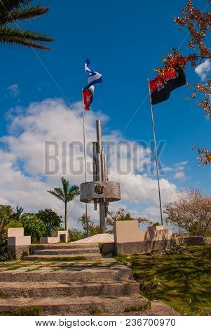 Santa Clara, Cuba: Monument Of The Lomo Del Capiro In Santa Clara. Attraction On The Hill Of The Cit