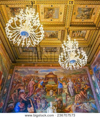 Rome, Italy- October 10, 2017:  The Hall Of Captains Ornate Ceiling, Lighting And Frescoes In The Co