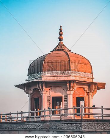 Beautiful Viewpoint At The Agra Fort. By Standing Here, One Have A Direct View Of The Taj Mahal From