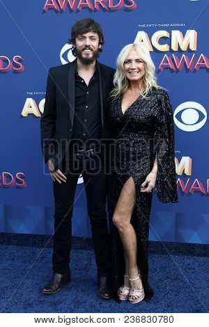 LAS VEGAS-APR 15: Singer Chris Janson and wife Kelly Lynn attend the 53rd Annual Academy of Country Music Awards on April 15, 2018 at the MGM Grand Arena in Las Vegas, Nevada.