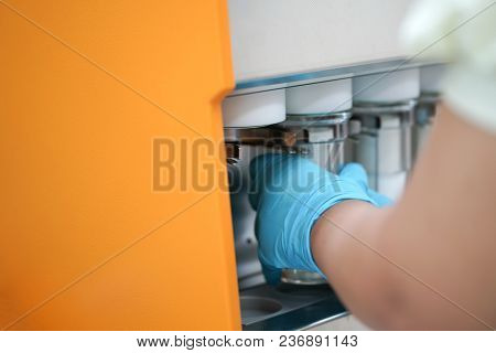 Soxhlet Extractor.percolator-boiler And Reflux,distillation Flask On Heating Element.organic Chemist