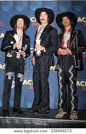 LAS VEGAS - APR 15:  Jess Carson, Mark Wystrach, Cameron Duddy at the Academy of Country Music Awards 2018 at MGM Grand Garden Arena on April 15, 2018 in Las Vegas, NV