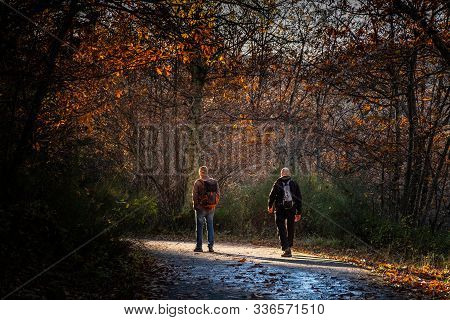 Trekking From Pontito To Penna Di Lucchio, Lucca - Tuscany