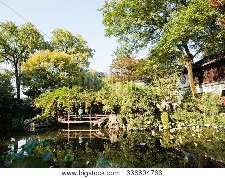 Suzhou, China - October 30, 2017: Evening At Lingering Garden, One Of  The Famous Classical Gardens 