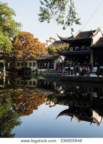 Suzhou, China - October 30, 2017: Evening At Lingering Garden, One Of  The Famous Classical Gardens 