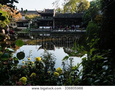 Suzhou, China - October 30, 2017: Evening At Lingering Garden, One Of  The Famous Classical Gardens 