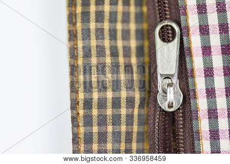Metallic Zipper For Clothes / Close Up Open Zip On Handbag