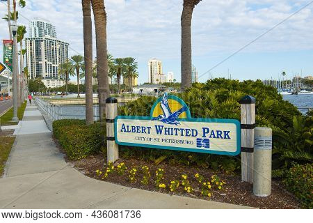 St. Petersburg, Fl, Usa - Jan. 26, 2019: Albert Whitted Park Entrance Sign At Bayshore Dr With Moder
