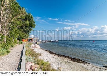 Jurata, Poland - July 20, 2021: Sea And Kitesurfers At Bay Of Puck On Hel Peninsula. Jurata Is A Pop