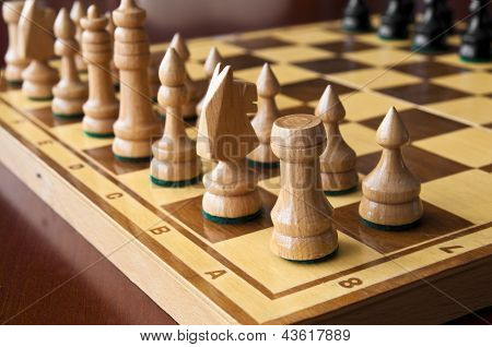 Hölzernes Schach Figuren