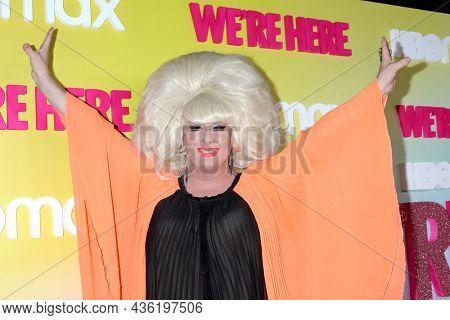 LOS ANGELES - OCT 8:  Lady Bunny at the 