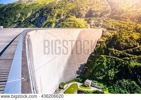 Huge Concrete Apline Dam On Sunny Summer Day. Zillergrundl Speicher, Zillertal Alps, Austria