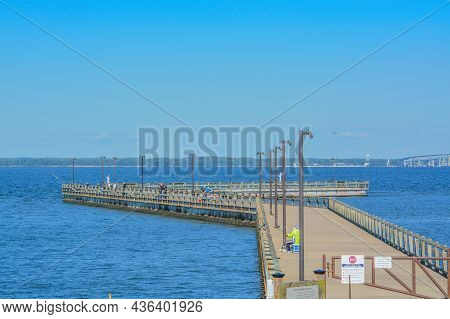 Matapeake Fishing Pier On The Chesapeake Bay In,stevensville, Queen Anne's County, Maryland