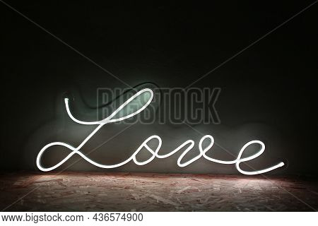 White Neon Sign Love. Trendy Style. Neon Sign. Custom Neon. Home Decor.