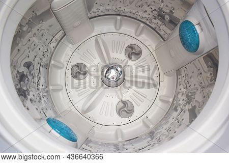 Picture Of The Inside Of The Washing Machine