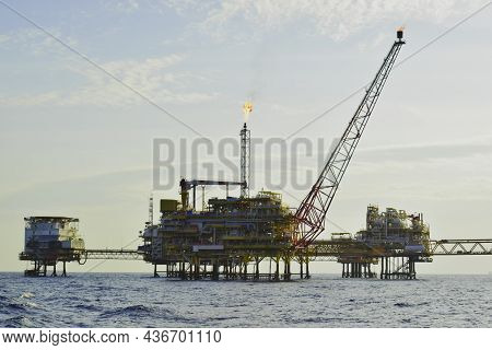Offshore Construction Platform For Production Oil And Gas, Oil And Gas Industry.