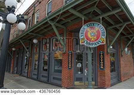 Tampa, Fl, Usa - Jan. 26, 2019: Ybor City Tattoo Company At 1501 E 7th Avenue At N 15th Street In Yb