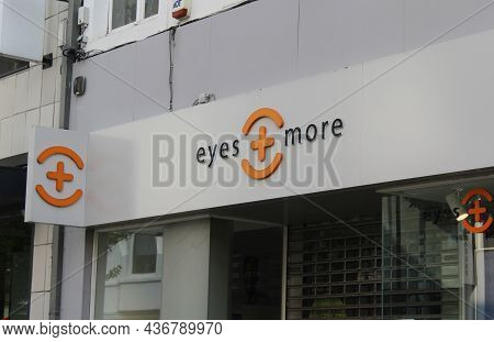 Aalst, Belgium, 10 October 2021: Exterior View Of An Eyes And More Opticians Store. It Is An Eye Car