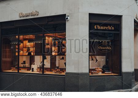 London, Uk - October 02, 2021: Exterior Of The Churchs Shop On Jermyn Street In St. James, London. C