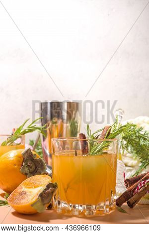 Spicy Alcohol Persimmon Cocktail