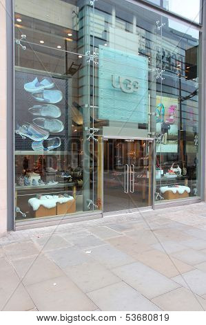 Ugg Store