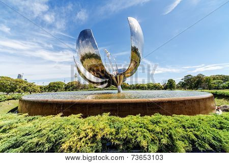 Floralis Generica Sculpture