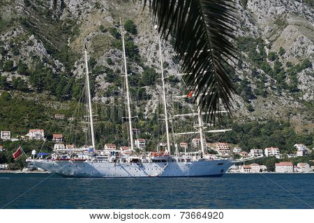 Ship 