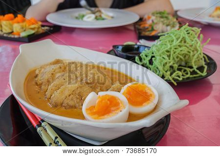 Noodle Curry Soup