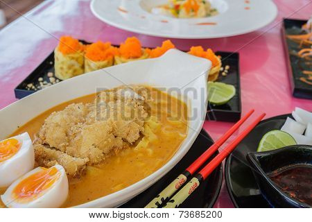 Noodle Curry Soup
