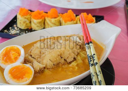 Noodle Curry Soup