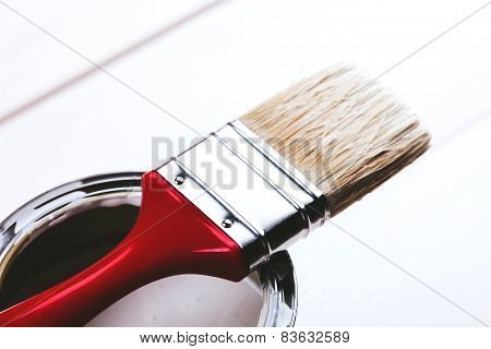 brush on paint can