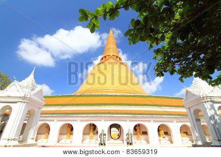 Big pagoda