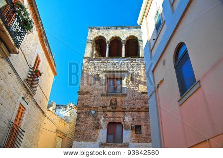 Alleyway. Bitritto. Puglia. Italy.