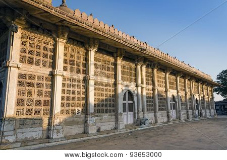 Exterior Of Sarkhej Roza Mosque In Ahmedabad