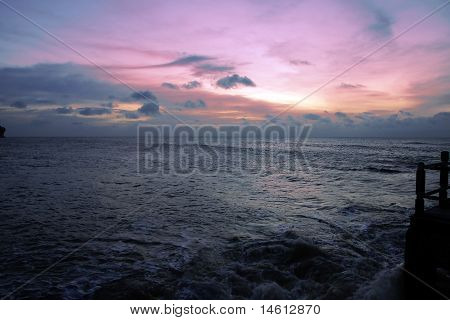 Havet solnedgång. Borneo.