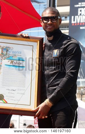 LOS ANGELES - SEP 7:  Usher Raymond at the Usher Honored With a Star On The Hollywood Walk Of Fame at the Eastown on September 7, 2016 in Los Angeles, CA