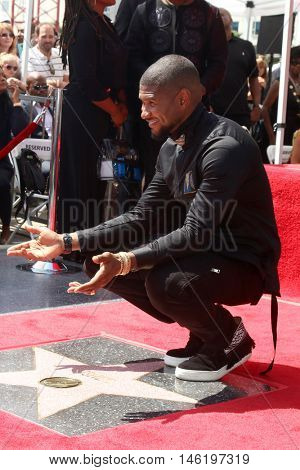 LOS ANGELES - SEP 7:  Usher Raymond at the Usher Honored With a Star On The Hollywood Walk Of Fame at the Eastown on September 7, 2016 in Los Angeles, CA