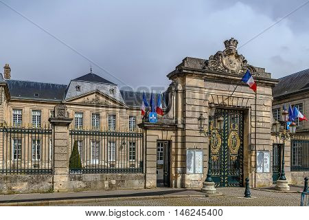 Soissons city hall built by architect Jean-Francois Advyne between 1772 and 1775