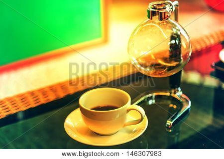 Coffee Cup And Siphon Vacuum Coffee Maker