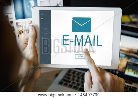 E-mail Digital Homescreen Concept