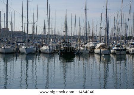 Francuski port w lecie