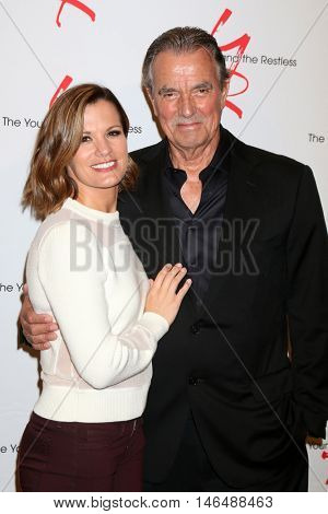 LOS ANGELES - SEP 8:  Melissa Claire Egan, Eric Braeden at the Young and The Resltless 11,000 Show Celebration at the CBS Television City on September 8, 2016 in Los Angeles, CA