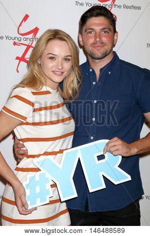 LOS ANGELES - SEP 8:  Hunter King, Robert Adamson at the Young and The Resltless 11,000 Show Celebration at the CBS Television City on September 8, 2016 in Los Angeles, CA