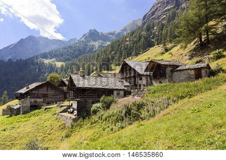 Valley Aoste: Alpine Panorama With Walser Huts