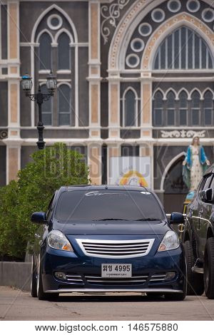 Drive A Car Travel To The Cathedral Of The Immaculate Conception