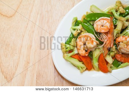 Stir-fried vegetable with shrimp is Thai food for meal time.