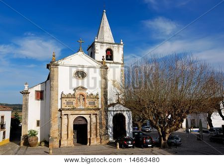 คริสตจักรของซานตามาเรียใน Obidos ประเทศโปรตุเกส
