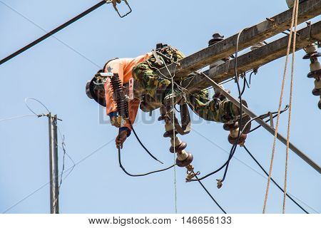 Maintenance of power distribution system 22 kv