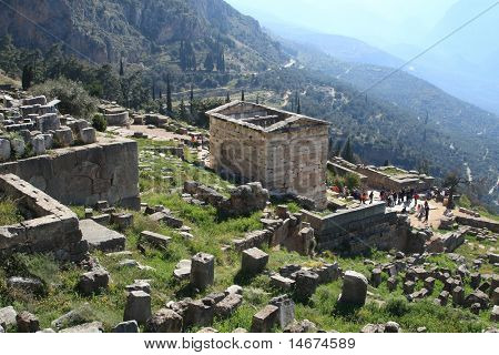 Tholos di Delfi Grecia al tardo pomeriggio