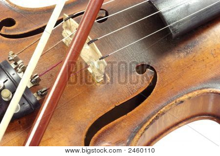 Violino con fiocco